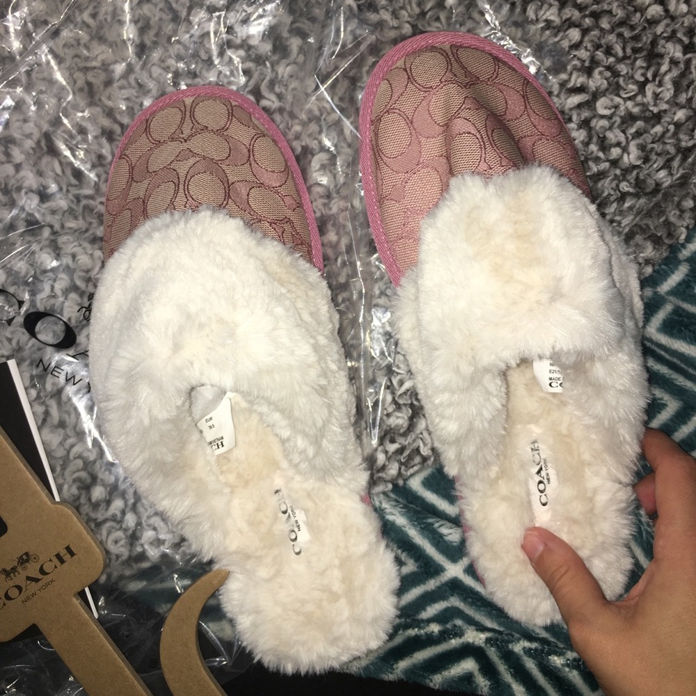 PINK COACH SLIPPERS NEW